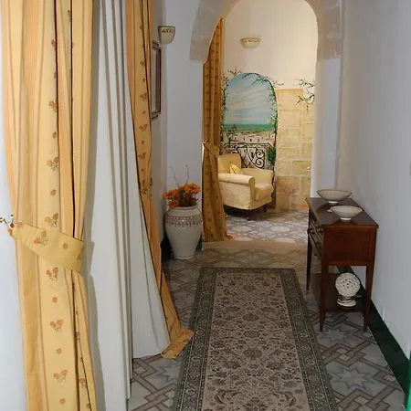 Casa Camilla Bed & Breakfast *